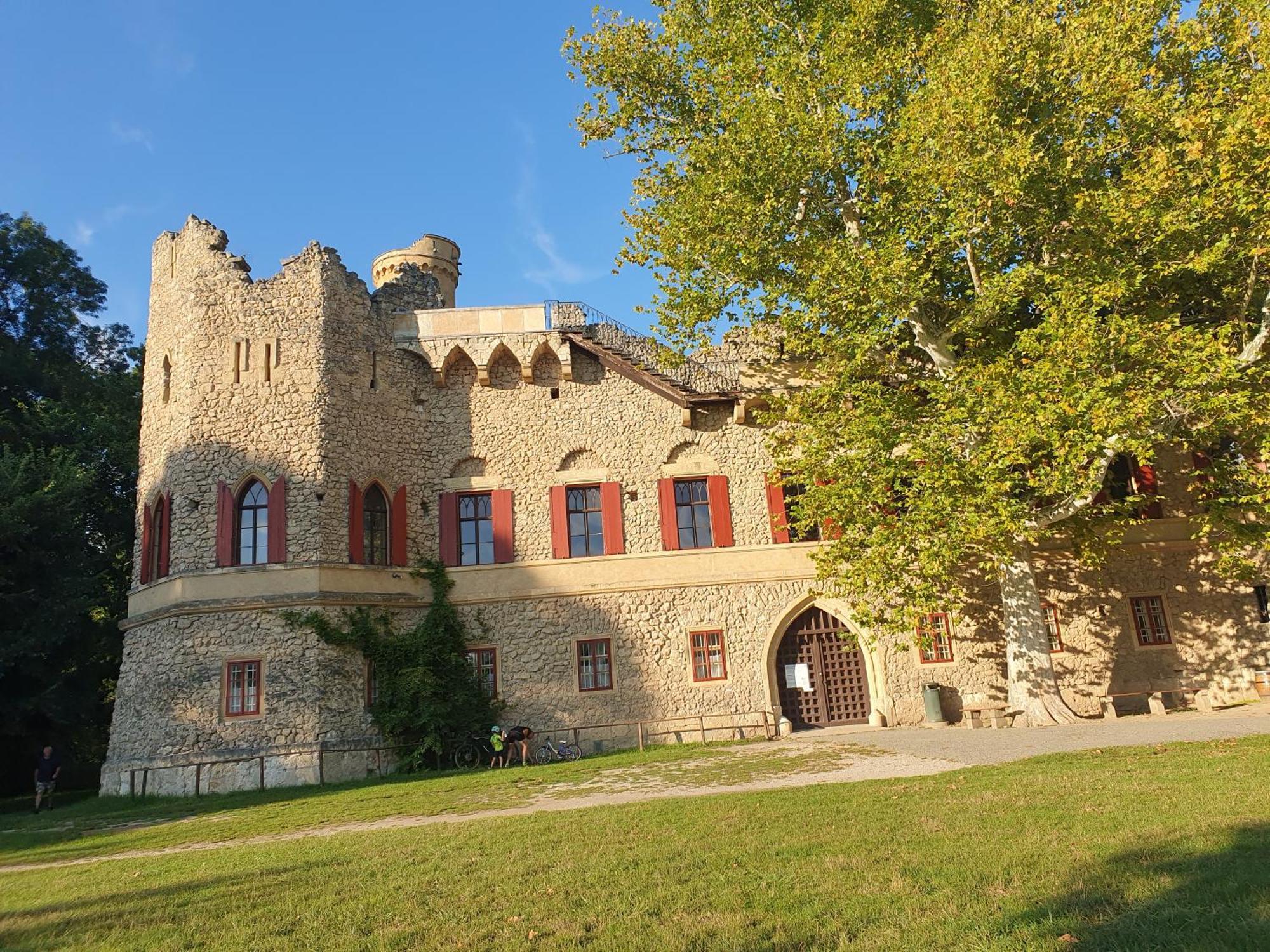 Ubytovani Nad Sklipkem Valtice Exterior photo